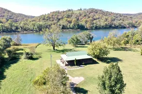Creek Cabin on the White River - Image 2