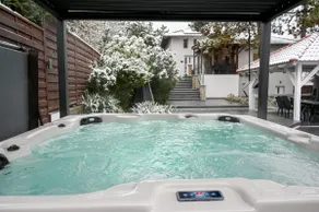 Villa Budapest Wellness Apartments - Image 3