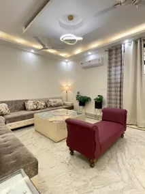 Spacious 3BHK with Private Terrace - Image 4