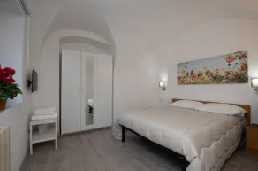 Dalia's Home Garden and Private Parking - Image 2