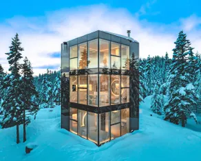 Black Mirror | Luxury Glass Cabin + Panoramic View - Image 2