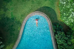 The Ray by StayVista - 5BHK Villa with Infinity Pool & Home Theatre - Image 3