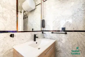 Zuri's Loft - Image 5