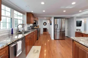 5BR Retreat Close to Bolton & Lake George - Image 2