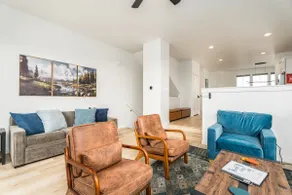 #StayInMyDistrict Bright Spacious Townhouse - Image 3