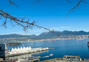 Ocean and Mountain View Condo • Downtown Vancouver - Image 2