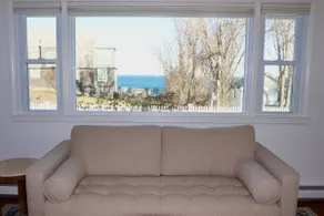 Family Friendly Manomet Home - Image 2
