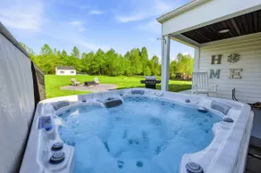 Hot Tub - Firepit - Huge Fenced Yard - Secluded - Image 3