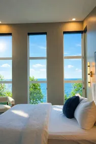 NEW Waterfront Resort Townhome 3 BEDS AND 3 BATH Sleeps 6 - Image 5