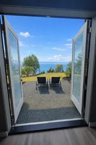 NEW Waterfront Resort Townhome 3 BEDS AND 3 BATH Sleeps 6 - Image 2