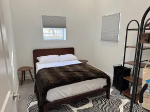 Minimalist Modern Guest Apartment - Image 3