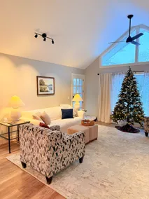A Peaceful Brookside Vermont Retreat - Image 3