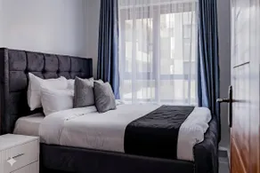 Cozy spacious 1 bedroom with swimming pool - Image 3