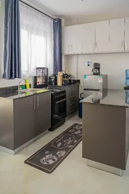 Cozy 1 bedroom with swimming pool - Image 3