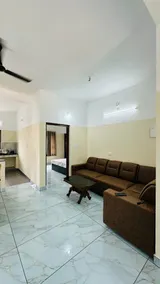 2 bedroom with hall and kitchen - Image 3