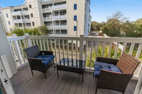 Beach Loft, steps to the beach - Image 2