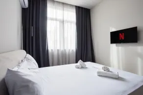 Zenou 24 Downtown Apartment - Image 3