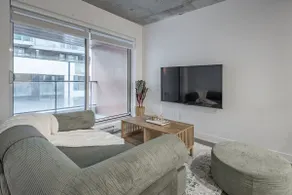 Luxury 1BR Suite • Balcony - Image 2