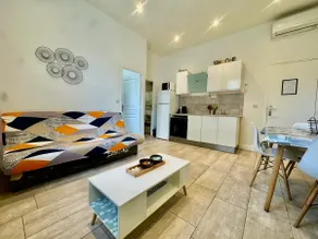 Air-conditioned T2 • Beach within walking distance • Airport tram - Image 2