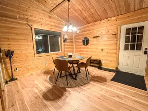 Cozy Log Cabin for Northern Lights | Hot Tub - Image 4