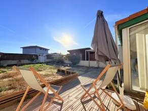 The Sunrise - Waterfront House - Image 3
