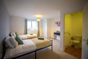 Long Barn House - Andover - Image 4