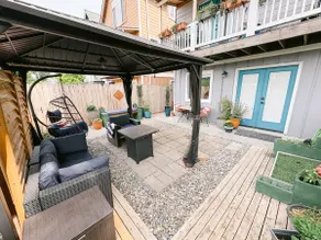 Seattle Garden Studio · Fenced Yard · Dogs Welcome - Image 4