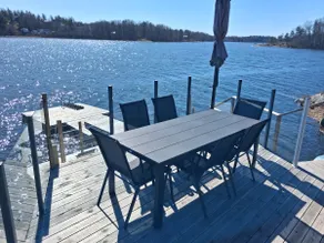 Exclusive house by the lake, panoramic view & private jetty - Image 4