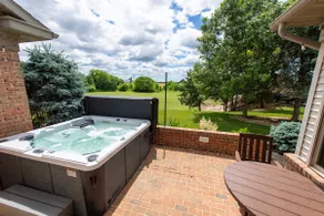 Amish View Manor - Hot tub w/ Large Outdoor Lot - Image 2