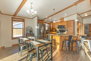 Copper Creek Getaway Sleeps 6 Hot Tub - Image 5