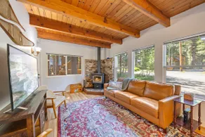 Cozy Tahoe Cabin • Lakes, Hiking & Family Fun - Image 4