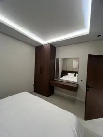 Luxurious modern furnished room and lounge - Image 4