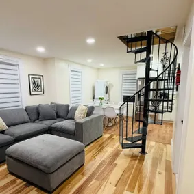 Luxury 3BR • Sleeps 10 • Walk to Metro • Parking - Image 5