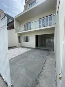 Spacious, Airy and Lovingly Maintained Retreat - Image 3