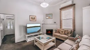 Family Cottage – relaxed, central stay in Bendigo - Image 3