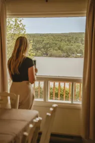 Azur – Lakefront cottage - Image 3