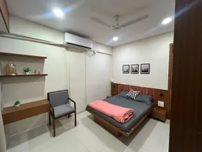 Peaceful 2BHK near Sula | AC | WiFi | Farm View - Image 4