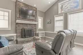 The Pine Bush Manor - Image 2