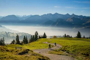 TheMountainview | Central | Family | Hiking | Lake - Image 5