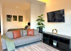 Sky Loft Cozy Modern Loft Above the City - Image 3