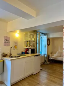 Cozy independent apartment - Image 4