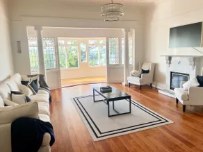 Hilltop Hideaway 4 bedroom home - Image 3
