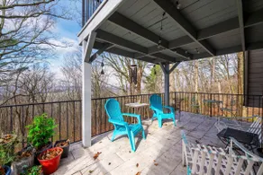 A-Frame Nature Escape | Walk to Downtown | Pets OK - Image 4