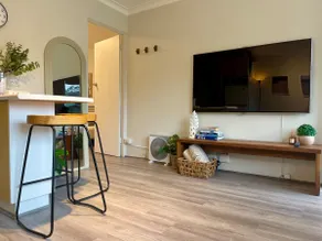 Stylish 1-Bed, Flat Walk to North Manly - Image 4