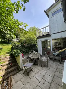 Idyllic house with garden & pool - Image 3