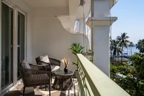 Staymaster Solintra C301 - 3BR Serviced Apartment with Pool, Gym & Balcony in Nerul - Image 3