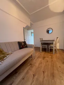 Liverpool Daffodil House - 3 Bed - Close to Sefton Park & Lark Lane - Image 5