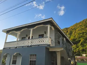 Upstairs Apartment with Piton View in Soufriere - Image 2