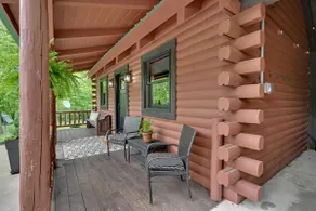 Peaceful Cabin w/ Hot Tub in Dundee: Dogs Welcome - Image 2