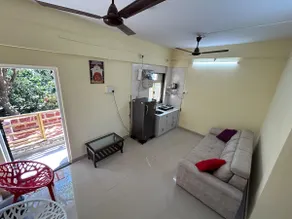 Cozy Vacation Home - Image 2